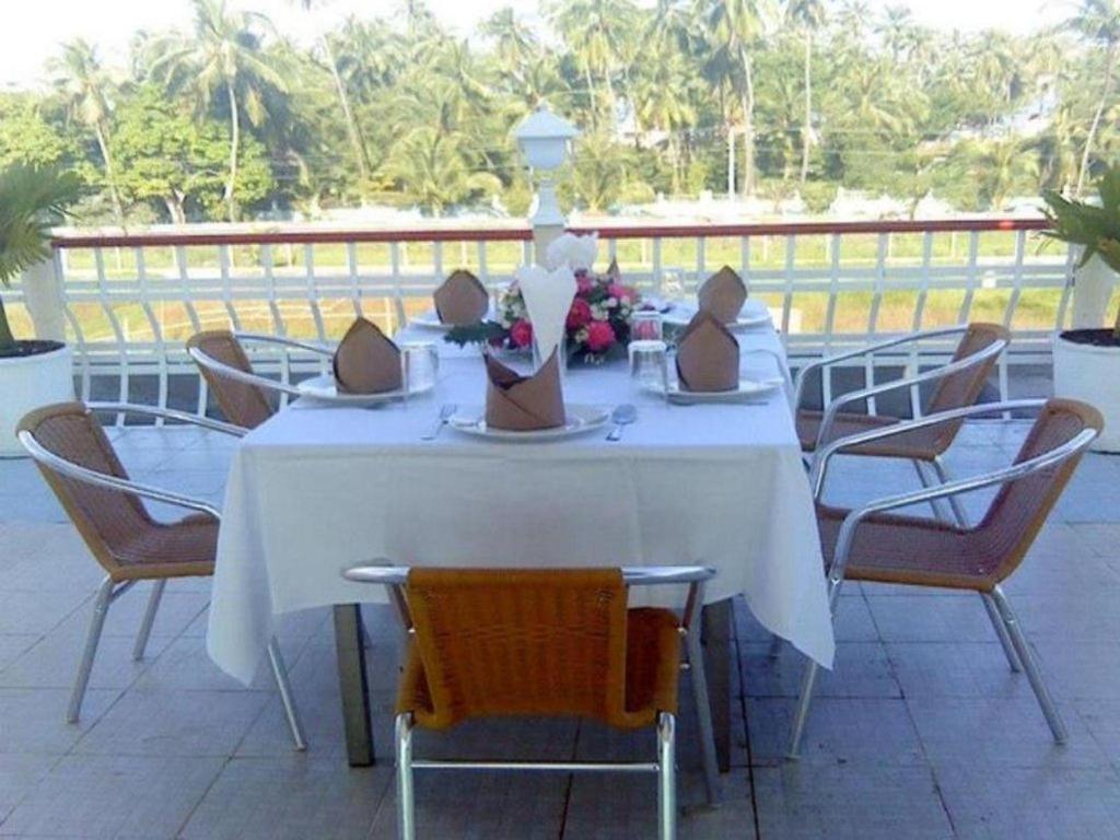 Alliance Resort Hotel Chaung Thar Exterior photo