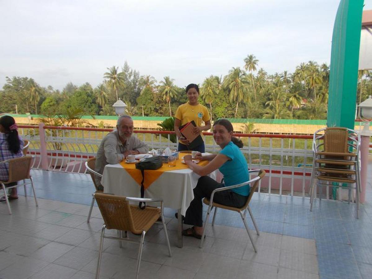 Alliance Resort Hotel Chaung Thar Exterior photo